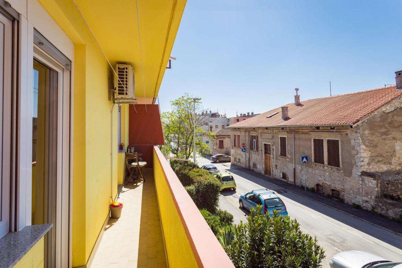 Sunny Apartment Ili Near Amfiteatar Pula Extérieur photo