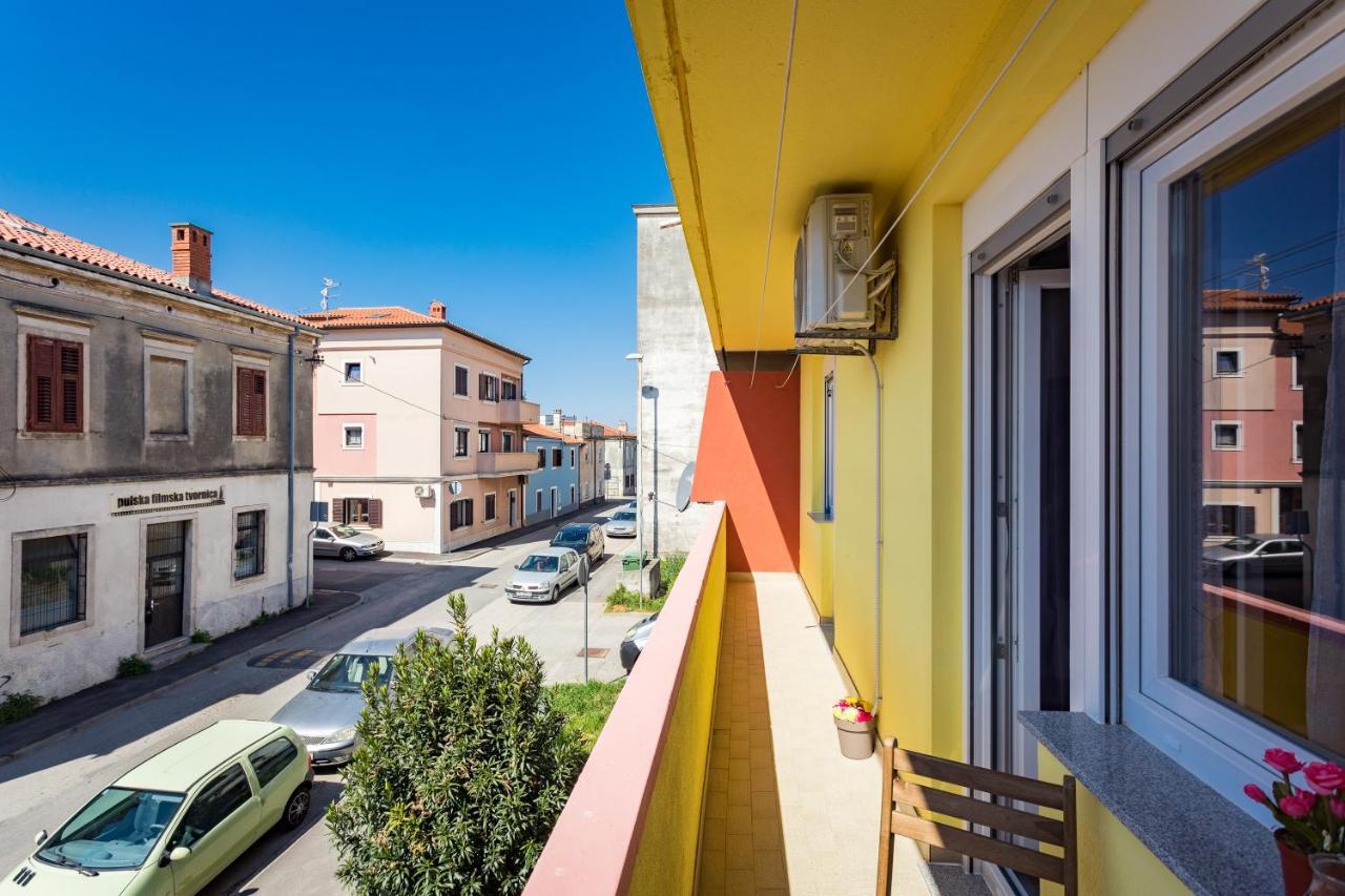 Sunny Apartment Ili Near Amfiteatar Pula Extérieur photo
